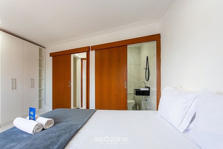 Casa em Cond. c/ Piscina e churrasq. FAE0001
