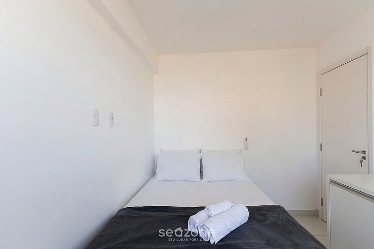 Apto. em Cond. c/ Piscina e Vista Praia CPK0502