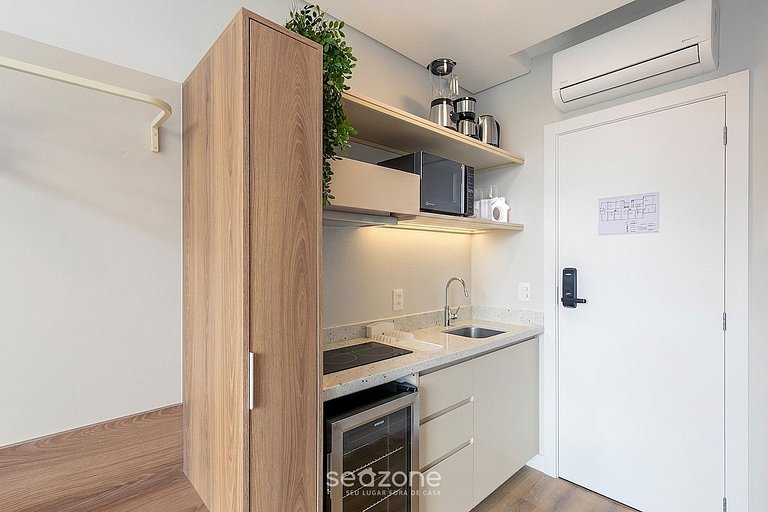 Conforto em Cond. c/ Vista Cid. e Garagem UST0303