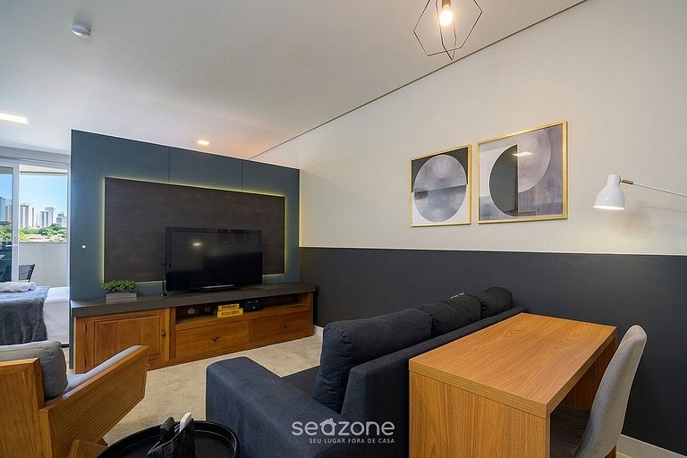 Studio c/ Varanda em Cond. c/ Piscina CJO0308