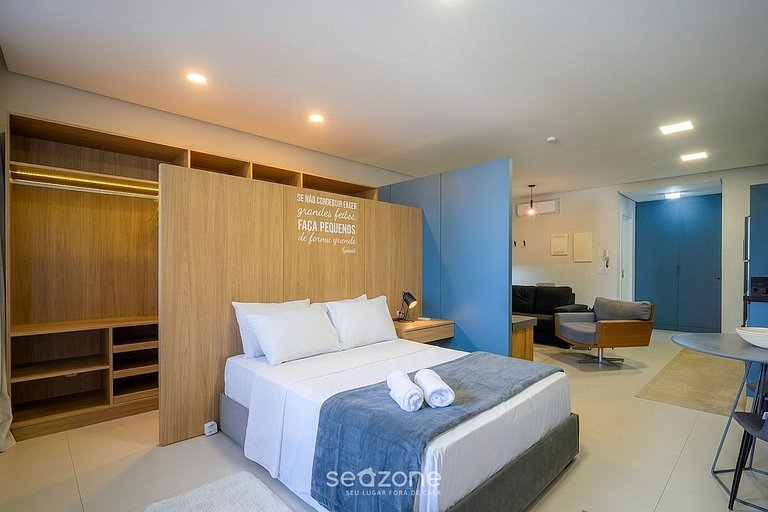 Studio c/ Varanda em Cond. c/ Piscina CJO0308