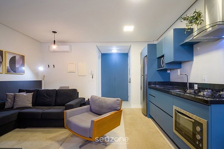 Apto. c/ Balcón en Condo. c/ Piscina CJO0308
