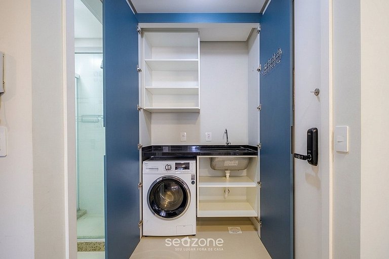 Studio c/ Varanda em Cond. c/ Piscina CJO0308