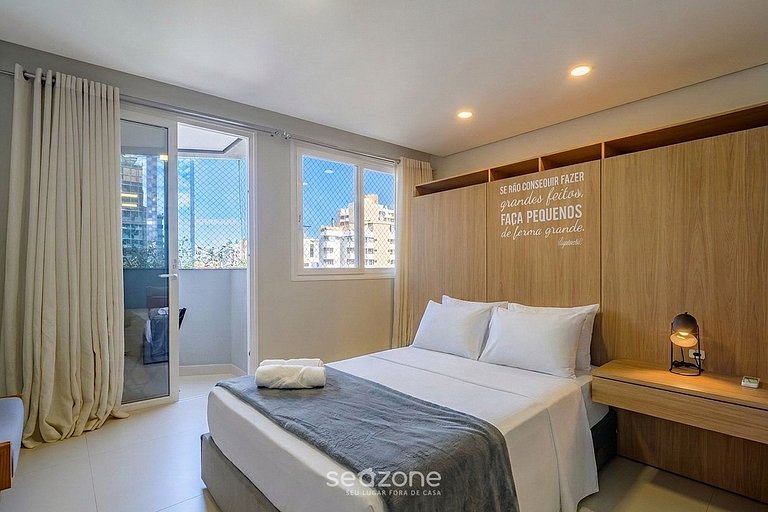 Apto. c/ Balcón en Condo. c/ Piscina CJO0308