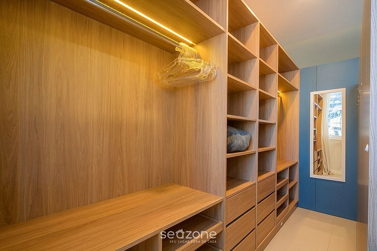 Studio c/ Varanda em Cond. c/ Piscina CJO0308