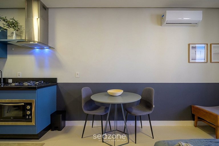 Apto. c/ Balcón en Condo. c/ Piscina CJO0308