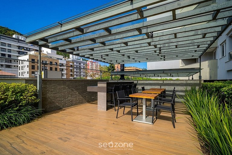 Apto. c/ Balcón en Condo. c/ Piscina CJO0308