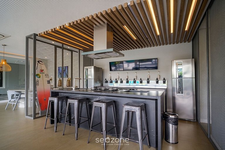 Studio c/ Varanda em Cond. c/ Piscina CJO0308