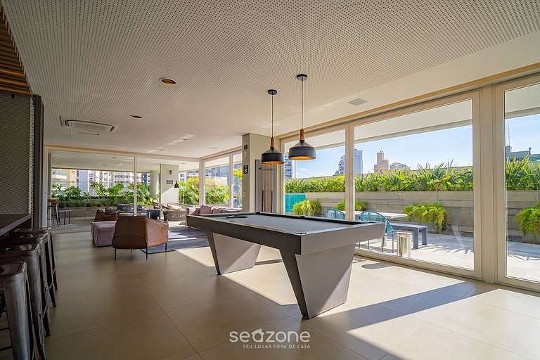 Studio c/ Varanda em Cond. c/ Piscina CJO0308