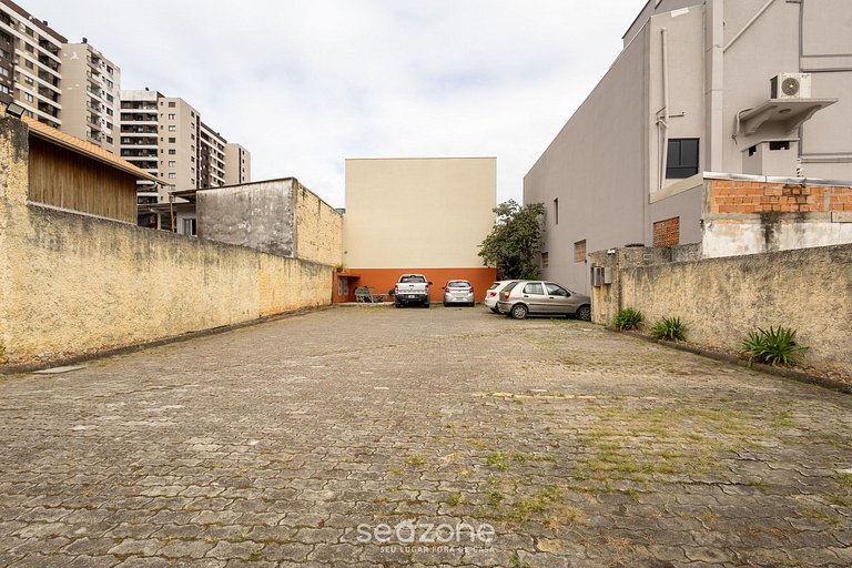 Apto completo e bem localizado em Itajaí - CAR0107