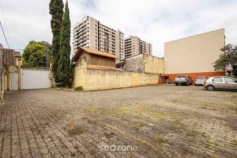 Apto completo e bem localizado em Itajaí - CAR0107
