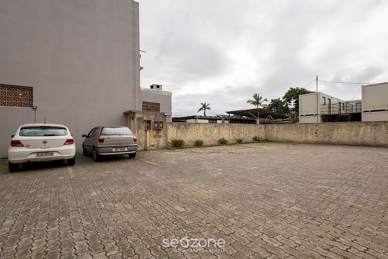 Apto completo e bem localizado em Itajaí - CAR0107