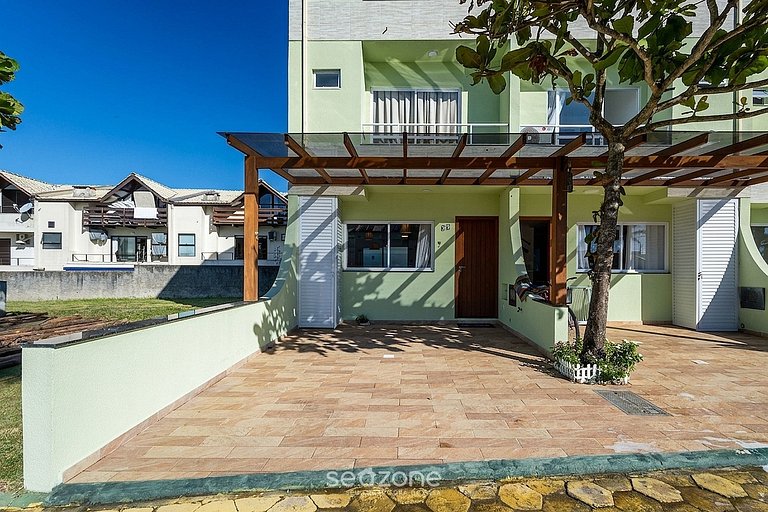 Casa em Cond. c/ Piscina e vista p/ Praia CBF0039