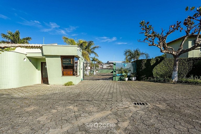 Casa em Cond. c/ Piscina e vista p/ Praia CBF0039