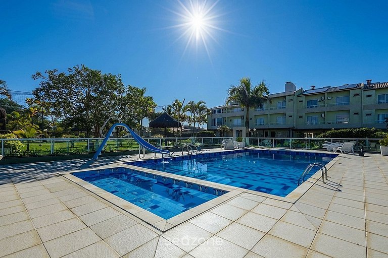 Casa em Cond. c/ Piscina e vista p/ Praia CBF0039