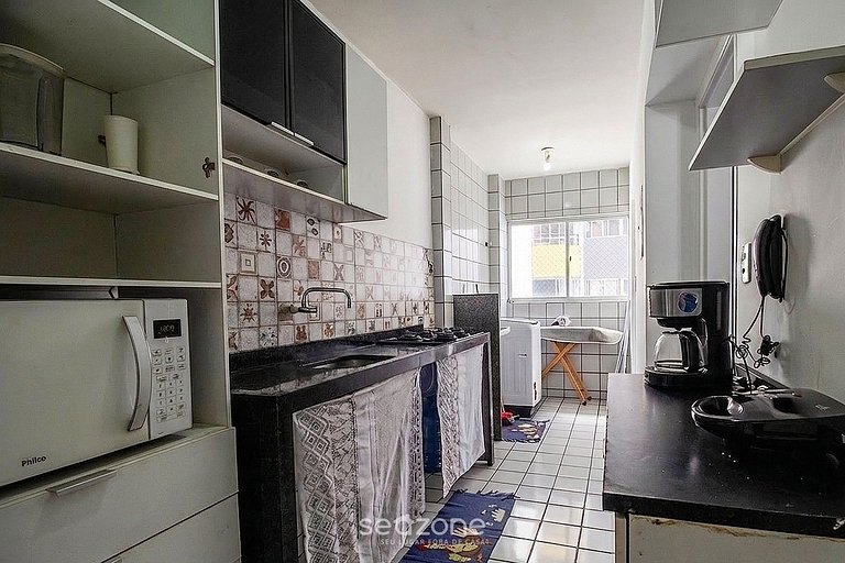 Apt. c/ Varanda em Cond. completo PILB0701