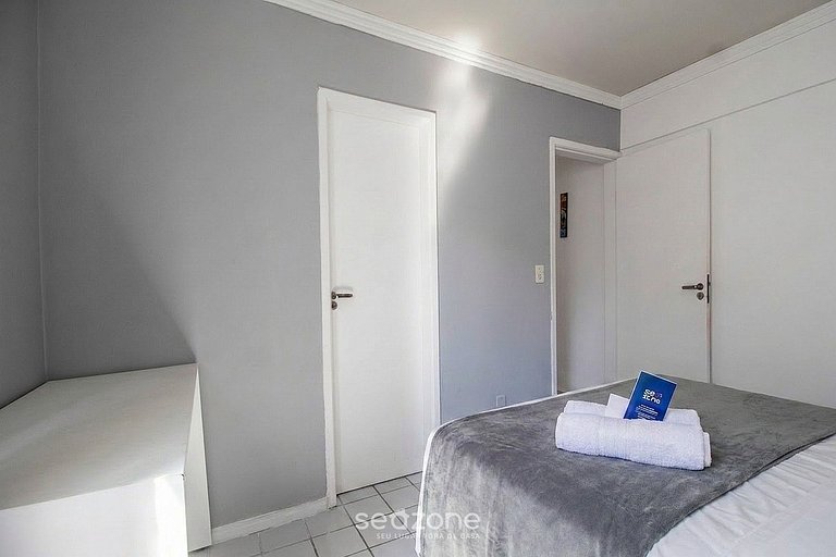 Depto con balcón en condominio completo PILB0701
