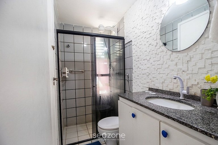 Apt. c/ Varanda em Cond. completo PILB0701