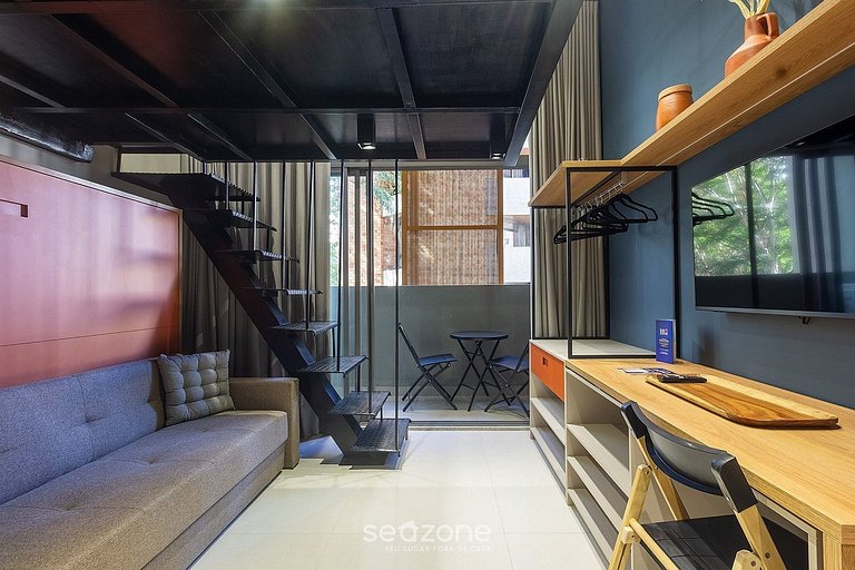 Studio c/ Varanda em Cond. c/ Piscina MSI0307