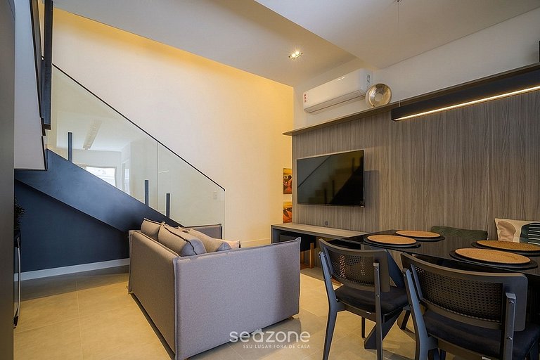 Apto. c/ Jacuzzi em Cond. c/ Piscina AMI0101