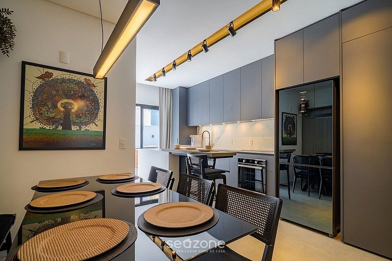 Apto. c/ Jacuzzi en Condo. c/ Piscina AMI0101