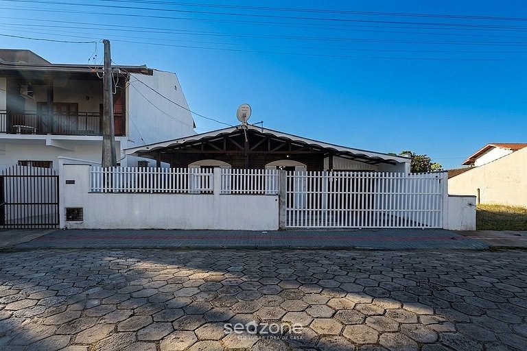 Casa c/ churrasq. priv. e Vista Cid. GCK0108