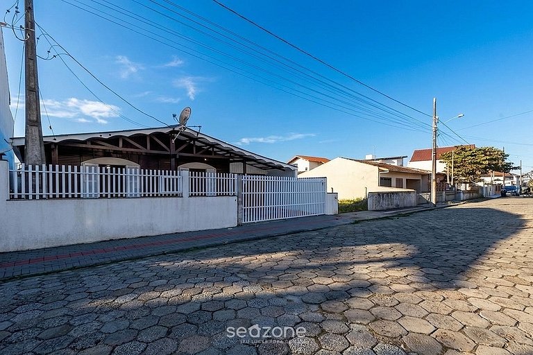 Casa c/ churrasq. priv. e Vista Cid. GCK0108