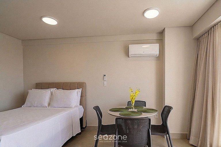 Studio c/ Varanda em Cond. c/ Piscina MSU1101