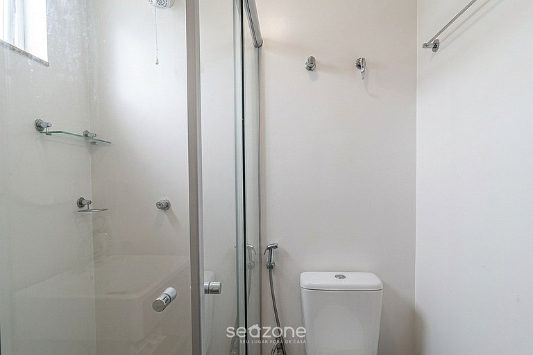 Studio c/ Varanda em Cond. c/ Piscina MSU1101