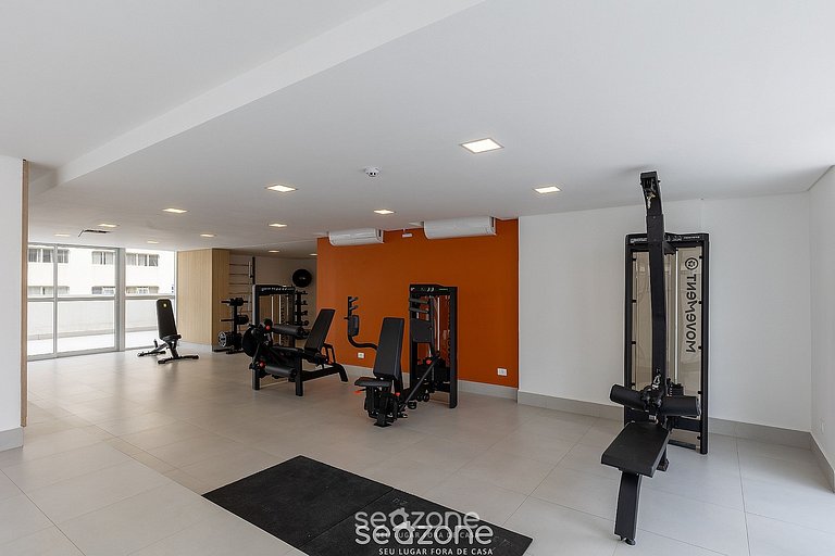 Apto. c/ Terraza y Vista Cid. en Condo. MAN1706