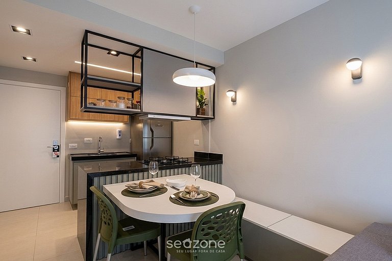 Apartamento charmoso a 150 metros da praia NAU0409
