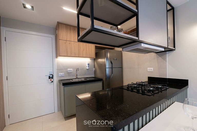 Apartamento charmoso a 150 metros da praia NAU0409