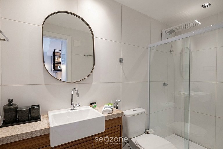Apartamento charmoso a 150 metros da praia NAU0409