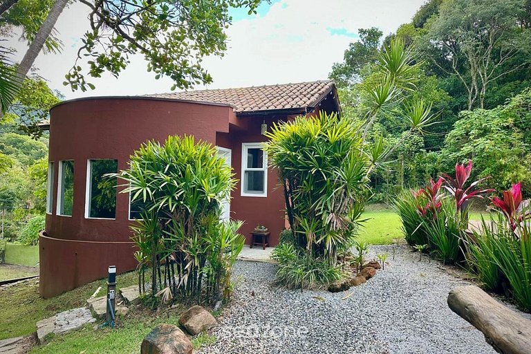 Casa na mata atlântica em cond. privativo MCO0000