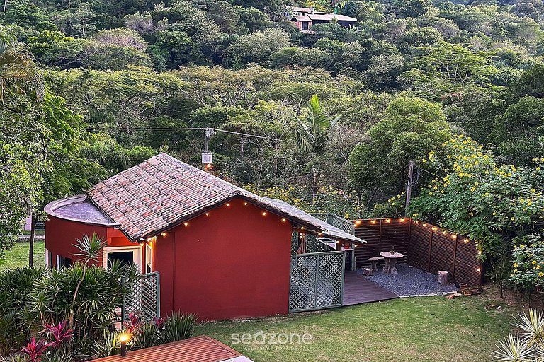 Casa na mata atlântica em cond. privativo MCO0000