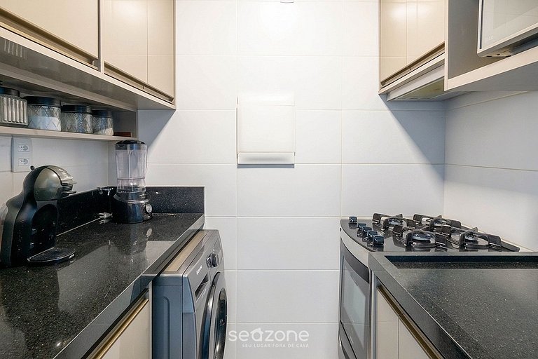 Apto. em Cond. c/ Piscina a 10m da Praia VRO0102