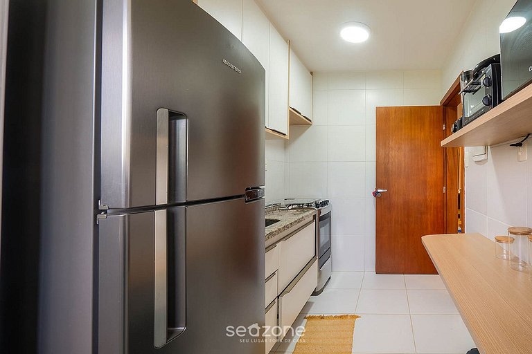 Apto. em Cond. c/ Varanda e Piscina VRL0006