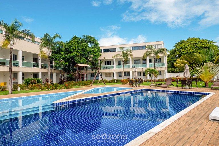 Apto. c/ Varanda em Cond. c/ Piscina BNA0012