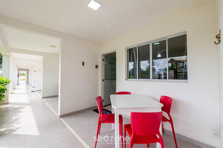 Apto. c/ Balcón en Condo. c/ Piscina BNA0012
