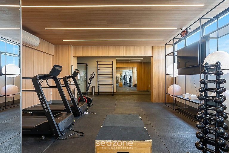 Studio em Cond. c/ Piscina e Vista Cid. SBU0404
