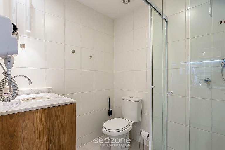 Studio em Cond. c/ Piscina e Vista Cid. SBU0404