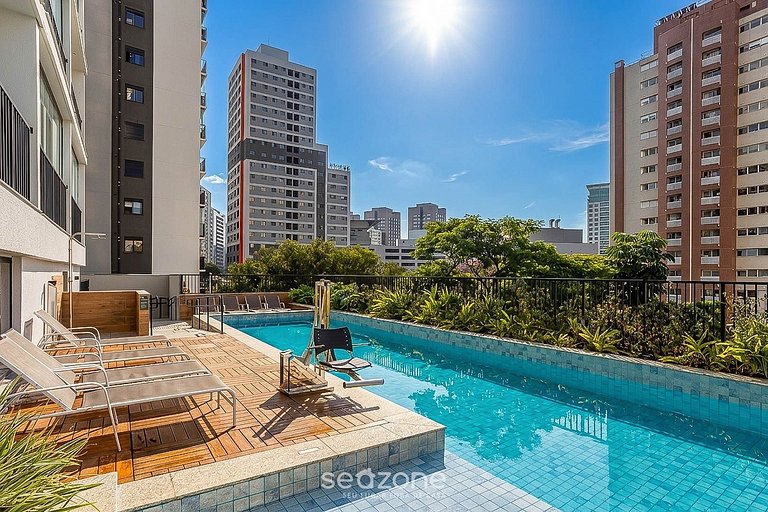 Studio em Cond. c/ Piscina e Vista Cid. SBU0404