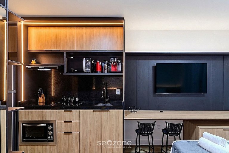 Studio c/ Varanda em Cond. c/ Piscina PSO0408