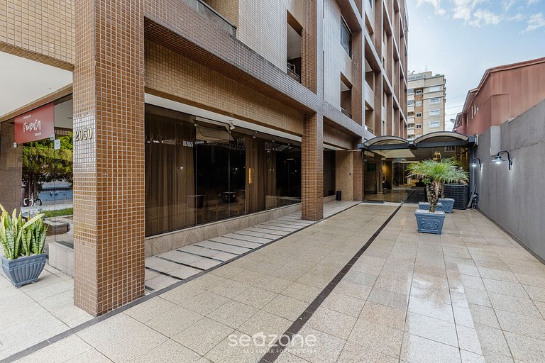 Studio em Cond. c/ Piscina e Vista Cid. UPP0215