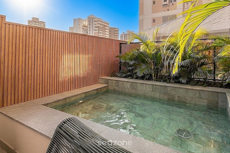 Apto. em Cond. c/ Piscina e Vista Cid. CLV0803