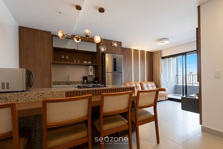 Apto. en Condo. c/ Piscina y Vista Ciudad CLV0803