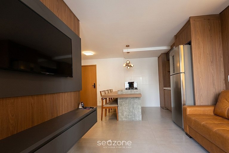 Apto. en Condo. c/ Piscina y Vista Ciudad CLV0803