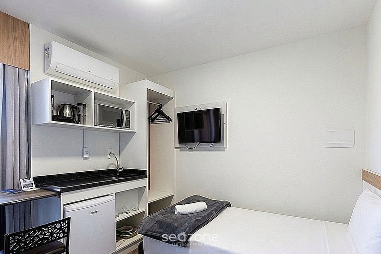 Studio en cond. c/ salón de juegos UPP0614