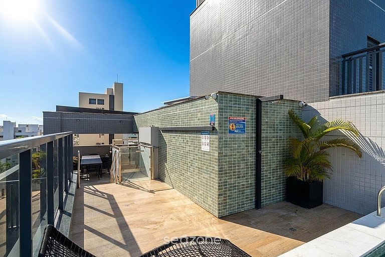 Studio c/ Varanda em Cond. c/ Piscina QUA0501