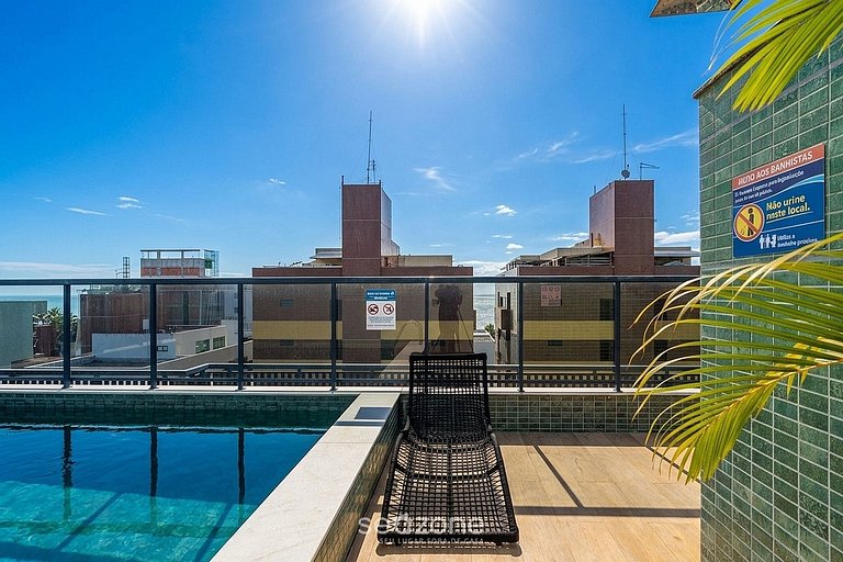 Studio c/ Varanda em Cond. c/ Piscina QUA0501